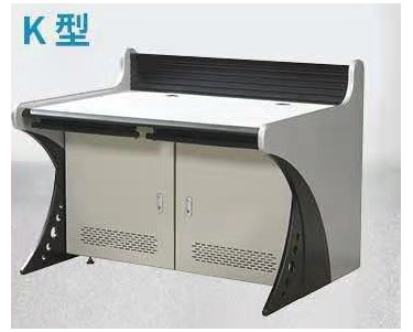 監(jiān)控操作臺的設(shè)計(jì)理念從使用者的角度出發(fā)